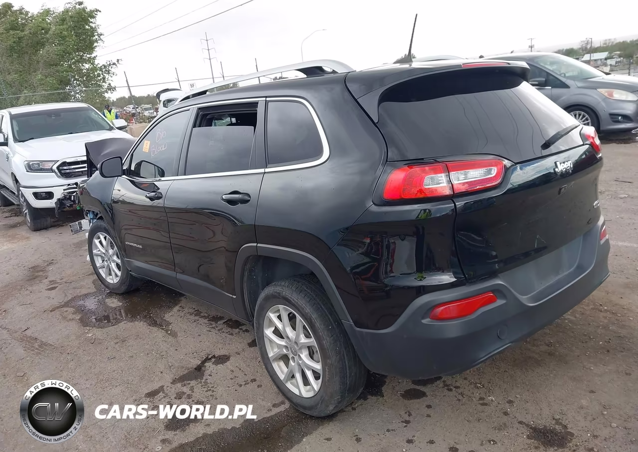 2017 Jeep Cherokee Latitude Fwd VIN:1C4PJLCB4HD236391 - 3