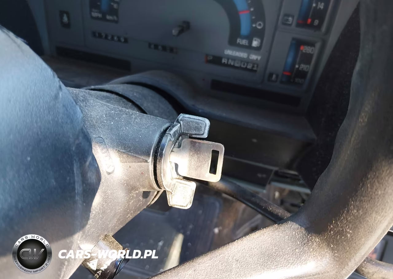 1991 Chevrolet Blazer S10 VIN:1GNCT18Z8M0107033 - 11