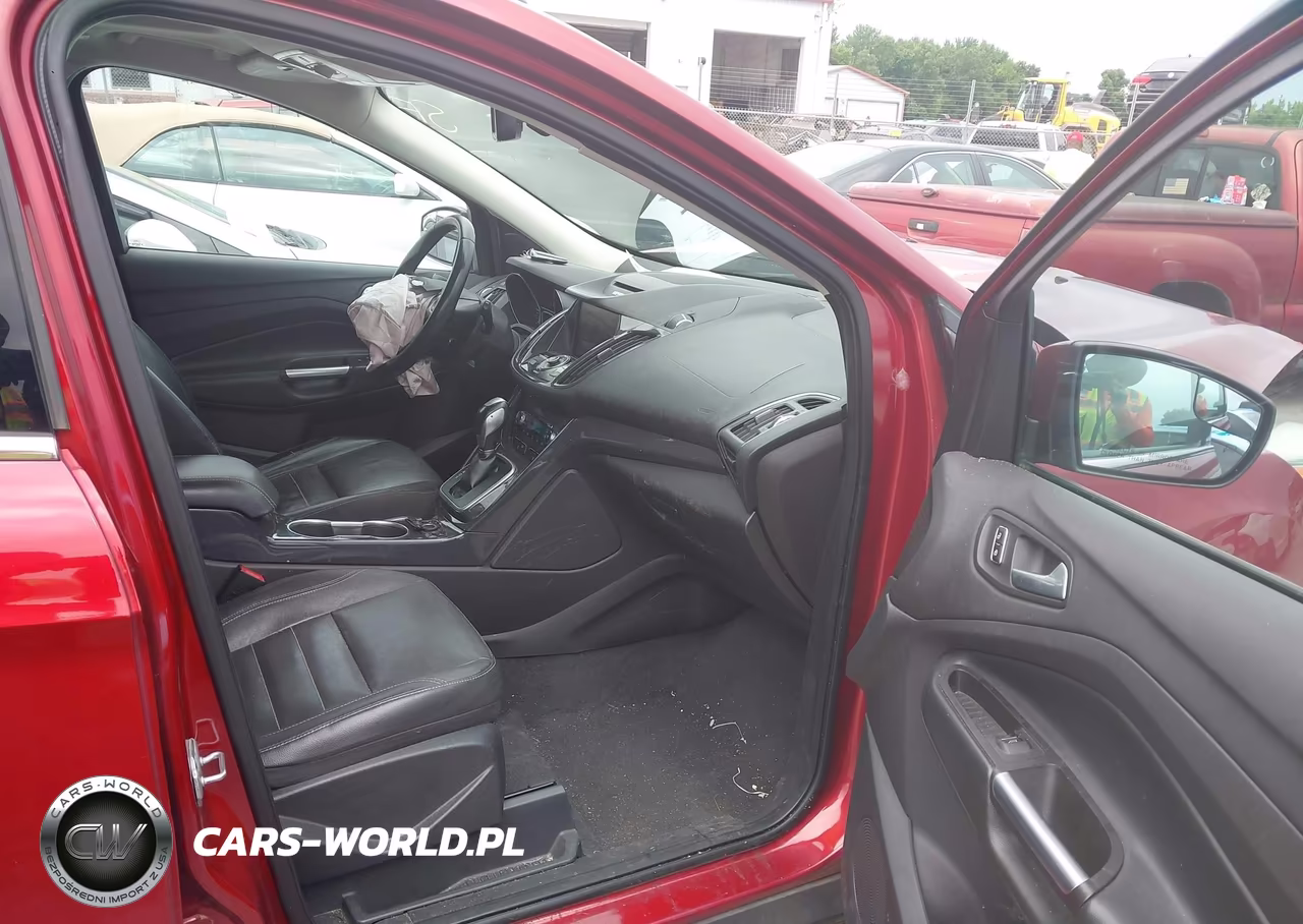 2014 Ford Escape Titanium VIN:1FMCU9J90EUB11114 - 5
