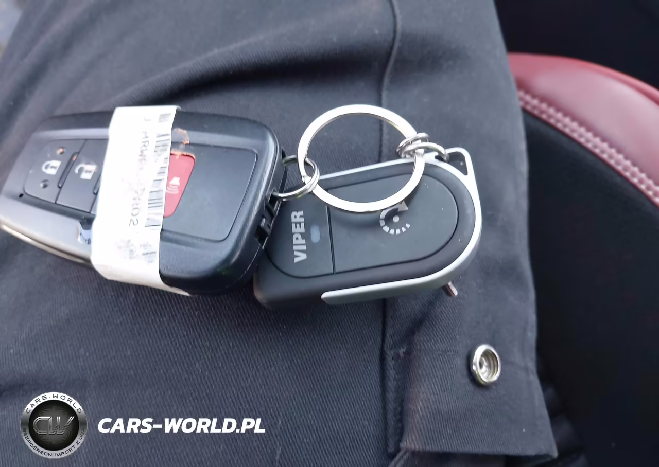 2024 Toyota Rav4 Hybrid Xle VIN:JTMRWRFV7RD246935 - 11