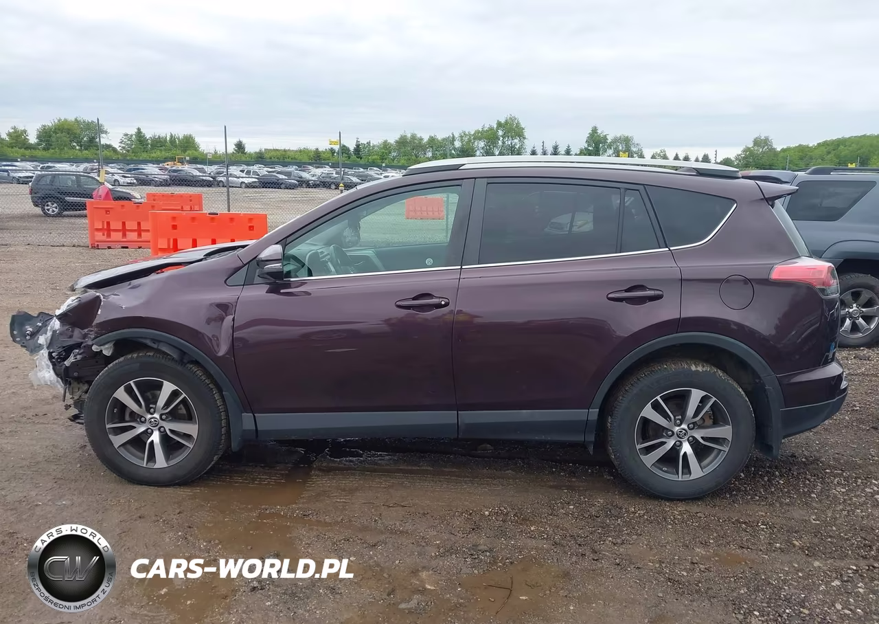 2017 Toyota Rav4 Xle VIN:2T3RFREVXHW658415 - 14