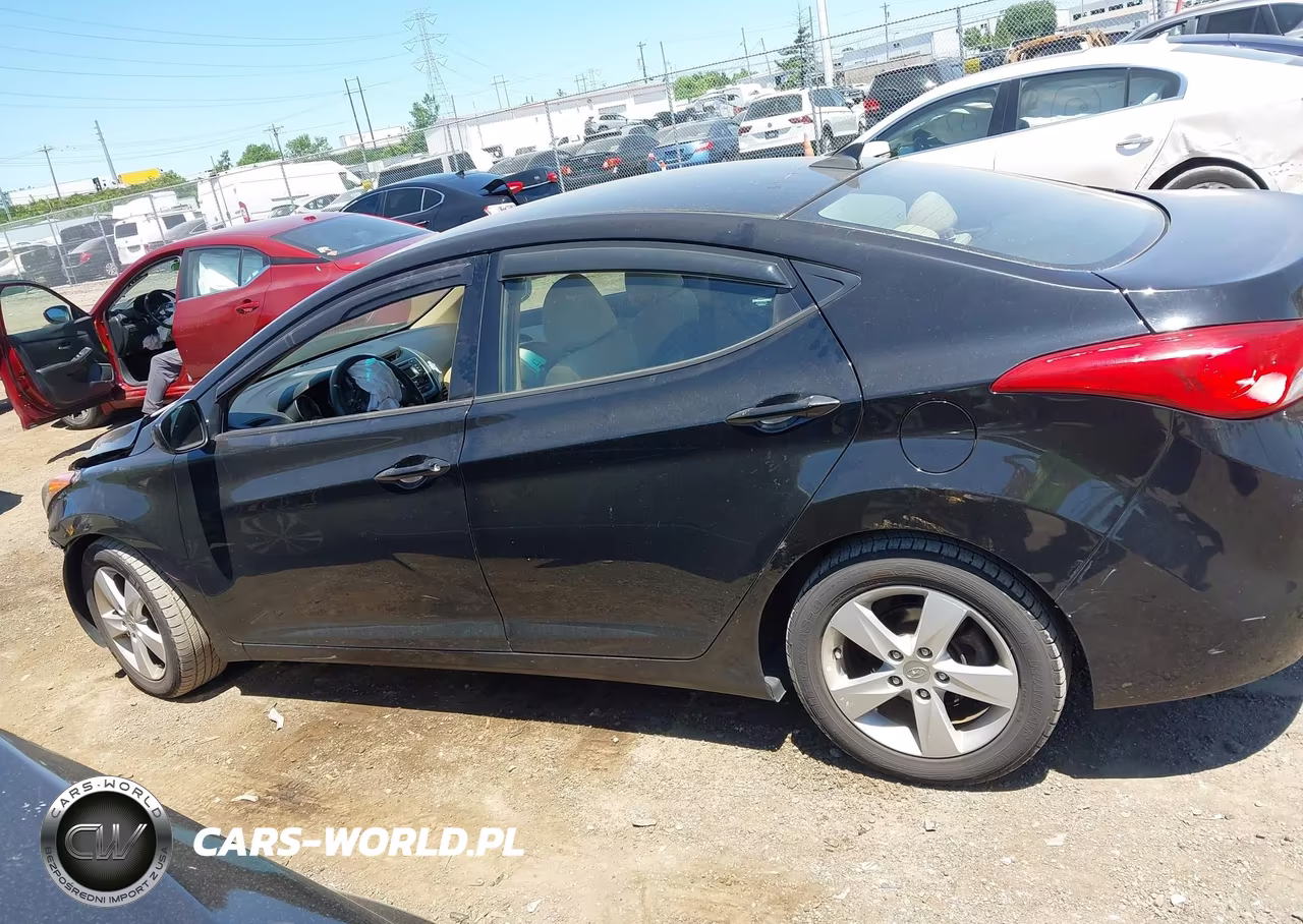 2013 Hyundai Elantra Gls VIN:5NPDH4AE9DH314055 - 15