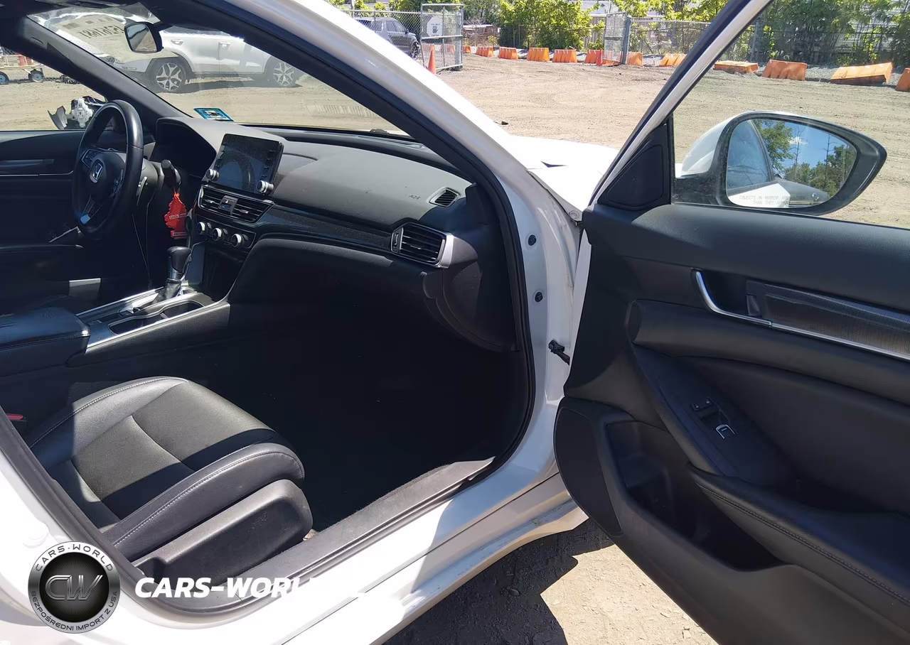 2018 Honda Accord Sport VIN:1HGCV1F35JA077188 - 5