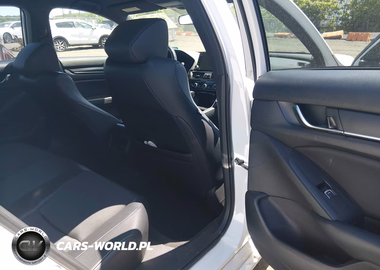 2018 Honda Accord Sport VIN:1HGCV1F35JA077188 - 8
