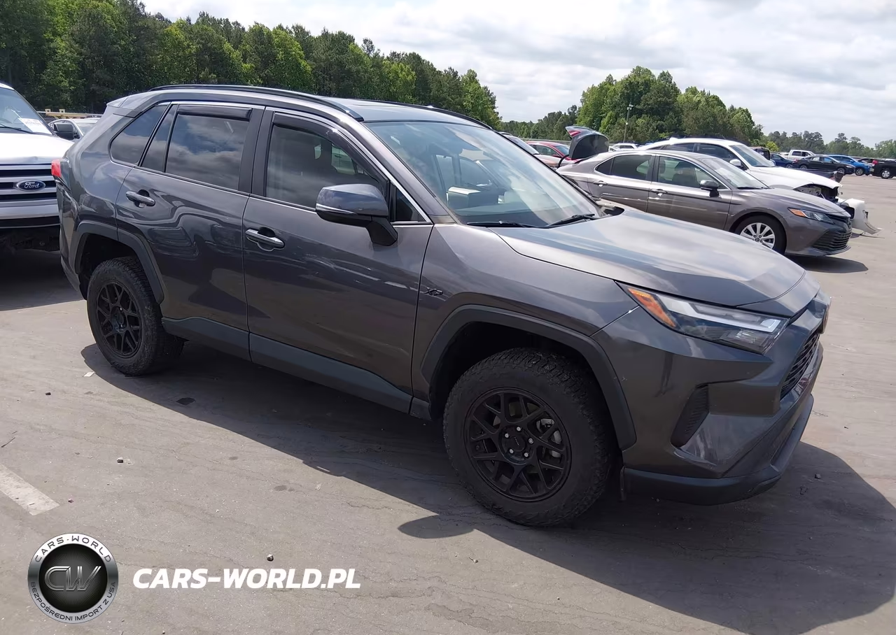 2023 Toyota Rav4 Xle – zdjęcie 1 z 17