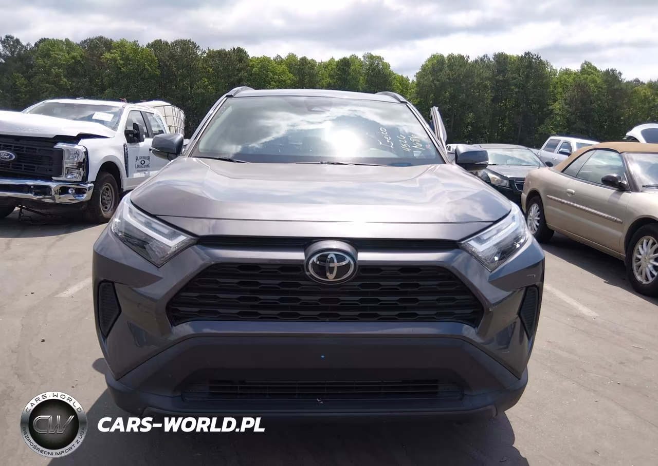 2023 Toyota Rav4 Xle VIN:2T3W1RFV8PC216636 - 13