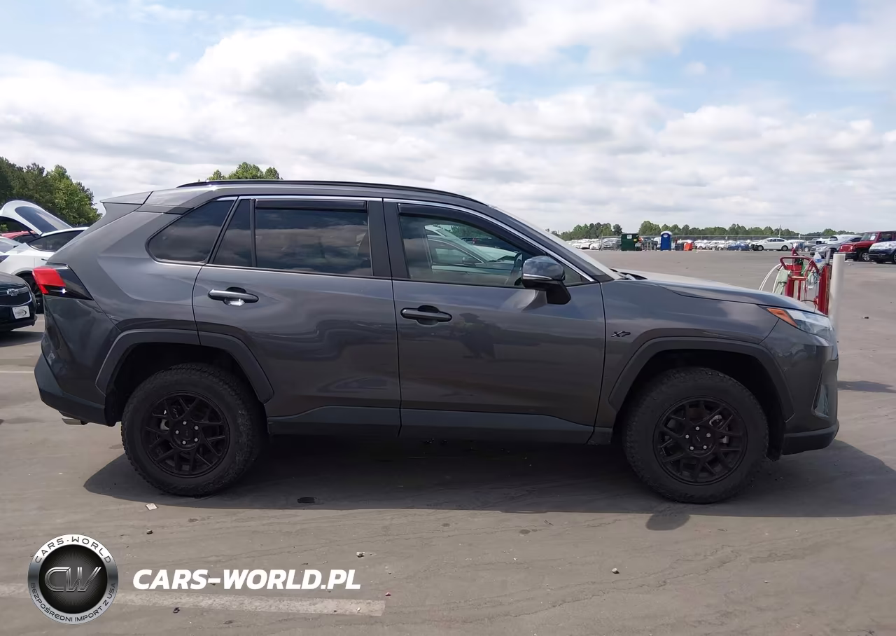 2023 Toyota Rav4 Xle VIN:2T3W1RFV8PC216636 - 14