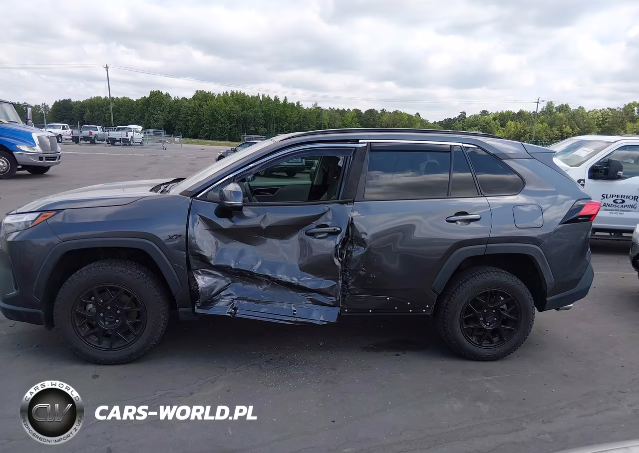 2023 Toyota Rav4 Xle VIN:2T3W1RFV8PC216636 - 15
