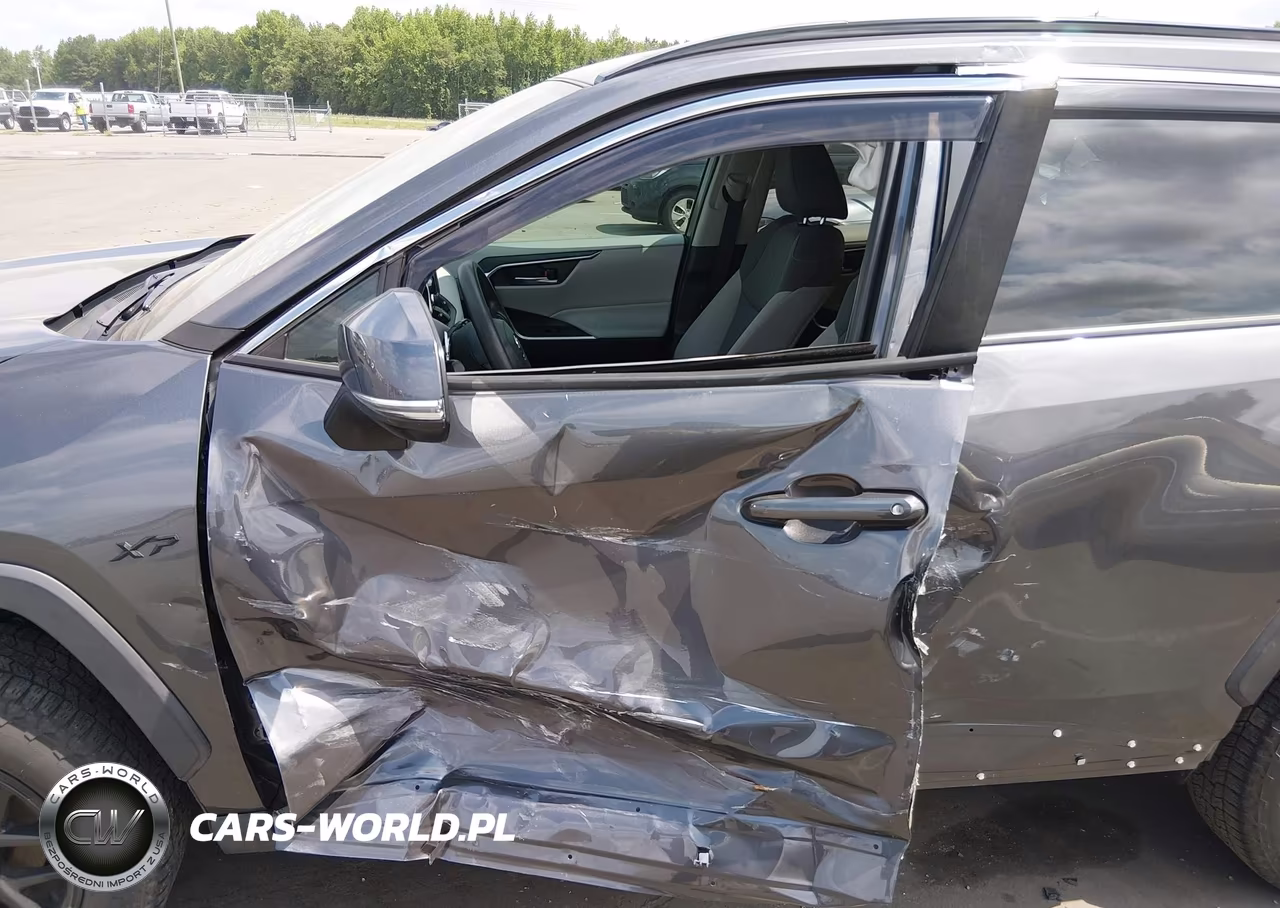 2023 Toyota Rav4 Xle VIN:2T3W1RFV8PC216636 - 6