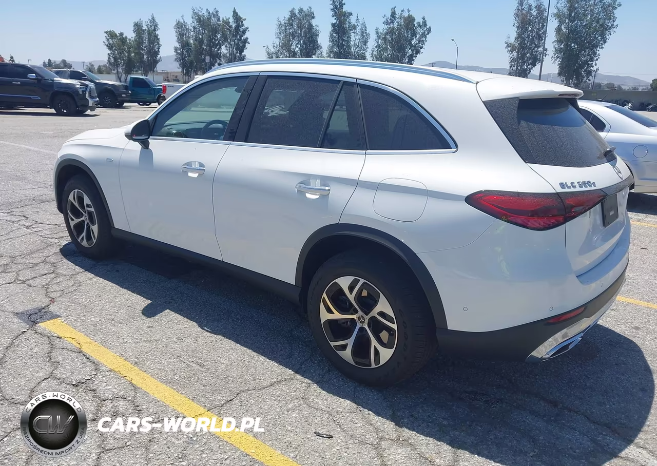 2025 Mercedes-Benz Glc 350E 4Matic VIN:W1NKM5GB0SF424868 - 3