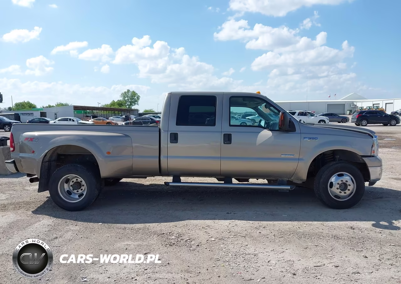 2005 Ford F-350 Lariat-Xl-Xlt VIN:1FTWW33P35EB91359 - 13
