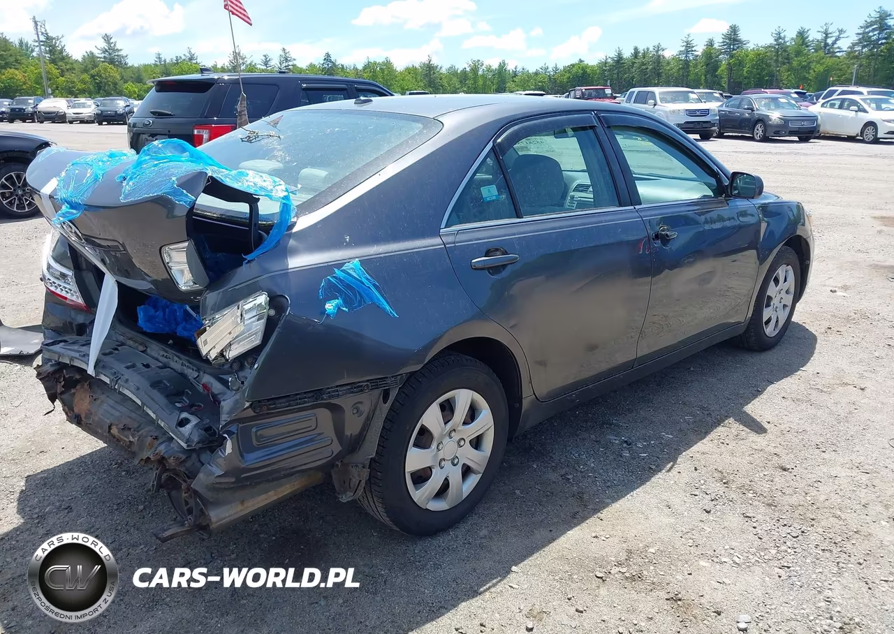 2010 Toyota Camry Se-Le-Xle VIN:4T1BF3EK3AU055115 - 4