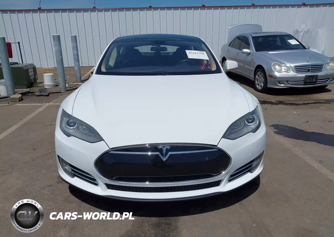 2014 Tesla Model S P85 VIN:5YJSA1H14EFP33511 - 12