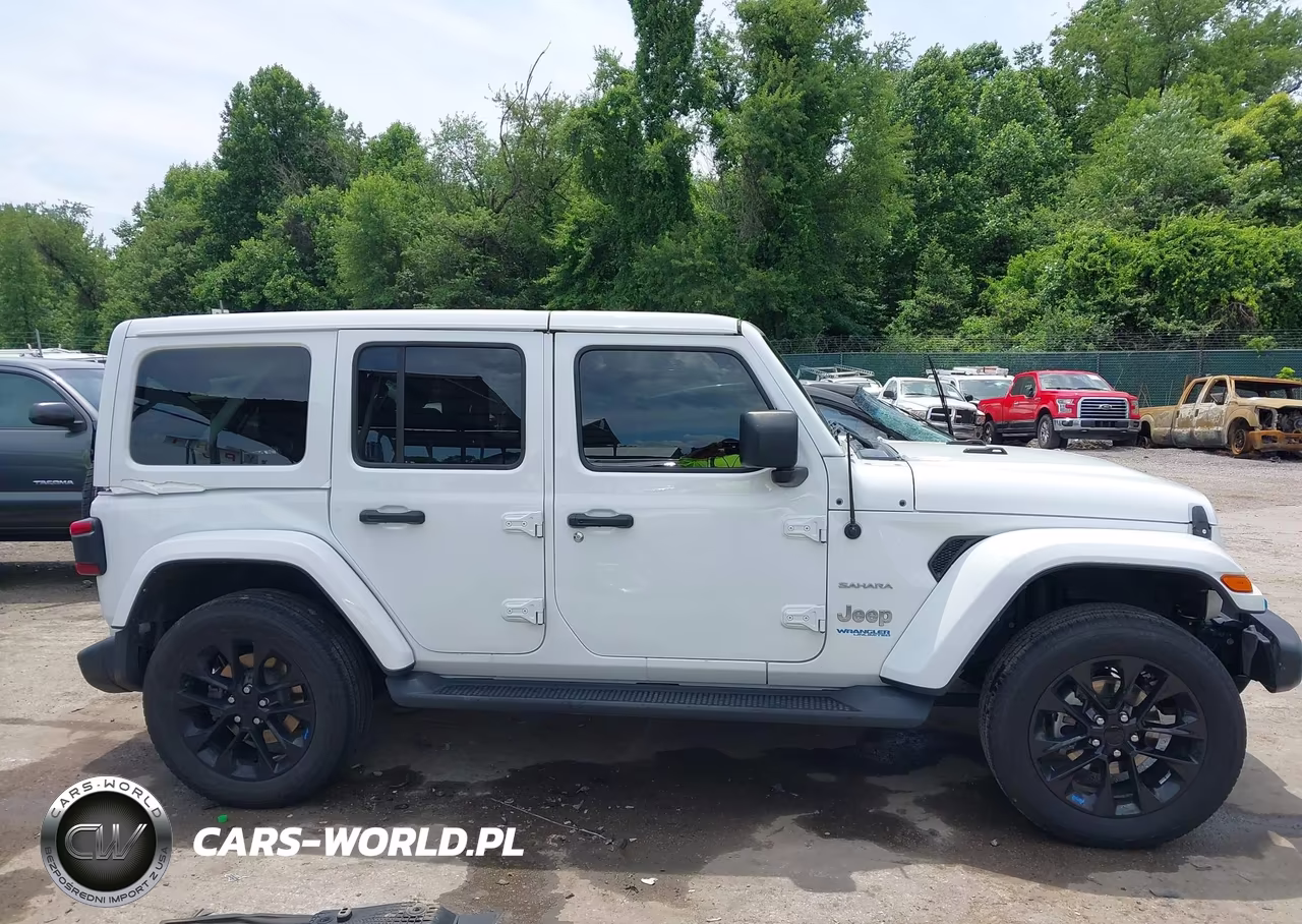 2022 Jeep Wrangler 4Xe Unlimited Sahara 4X4 VIN:1C4JJXP6XNW221016 - 13
