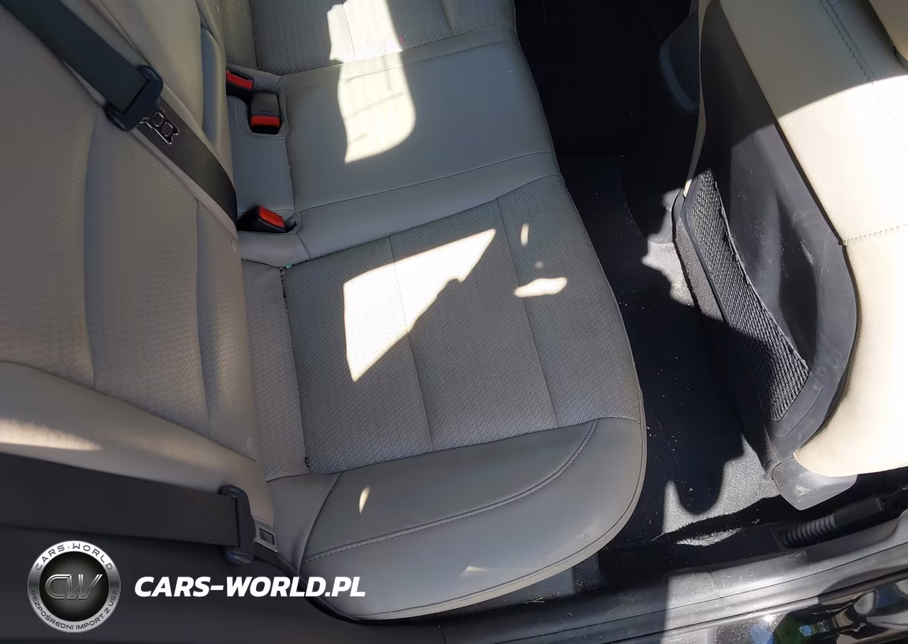 2020 Hyundai Elantra Limited VIN:5NPD84LF5LH523507 - 8