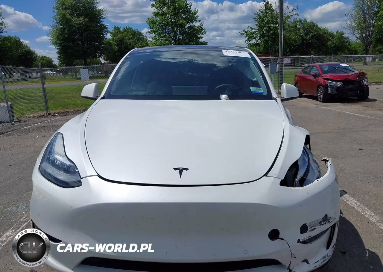 2022 Tesla Model Y Long Range Dual Motor All-Wheel Drive VIN:7SAYGDEEXNF362553 - 11