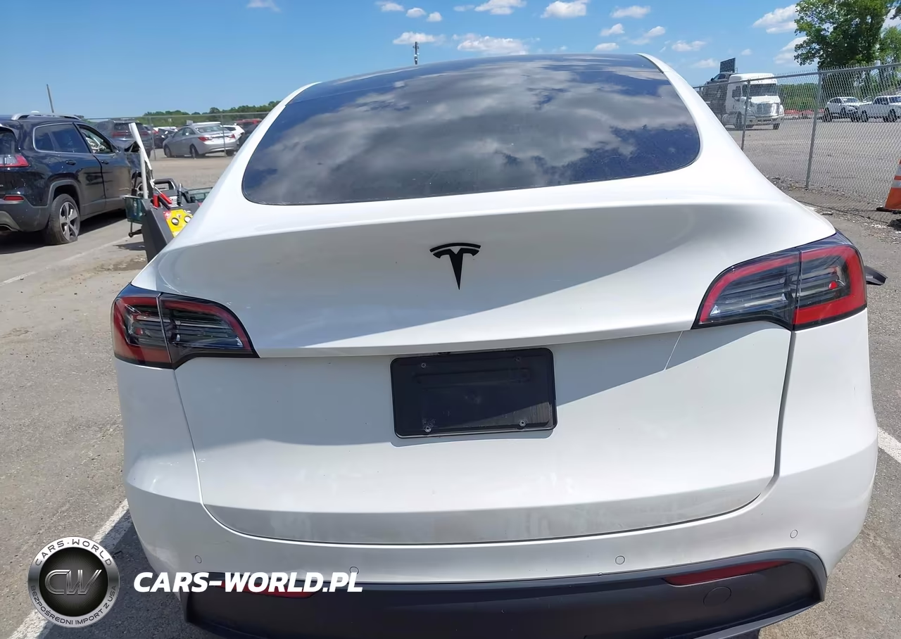 2022 Tesla Model Y Long Range Dual Motor All-Wheel Drive VIN:7SAYGDEEXNF362553 - 15