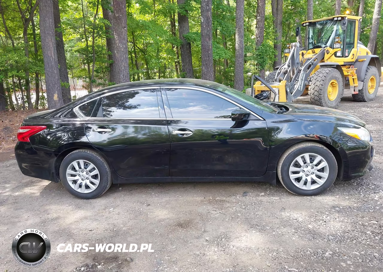 2017 Nissan Altima 2.5 S VIN:1N4AL3AP9HC109162 - 14