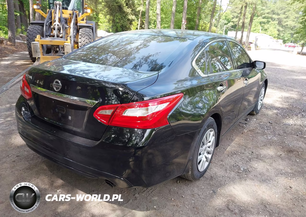 2017 Nissan Altima 2.5 S VIN:1N4AL3AP9HC109162 - 4
