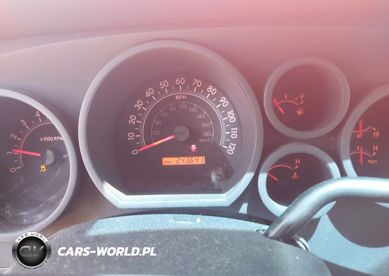 2008 Toyota Tundra Base 5.7L V8 VIN:5TFRV541X8X056930 - 7