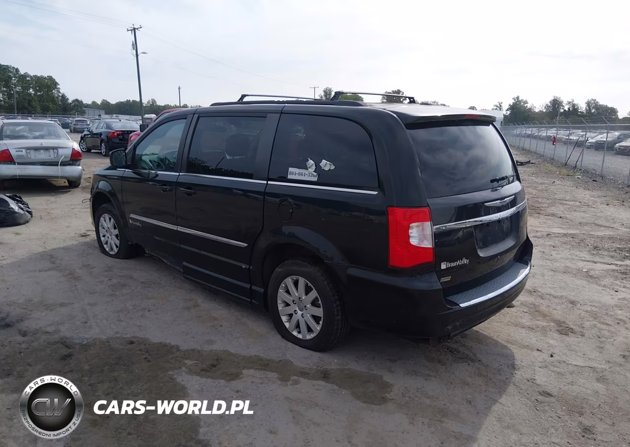 2014 Chrysler Town & Country Touring VIN:2C4RC1BG5ER247848 - 3