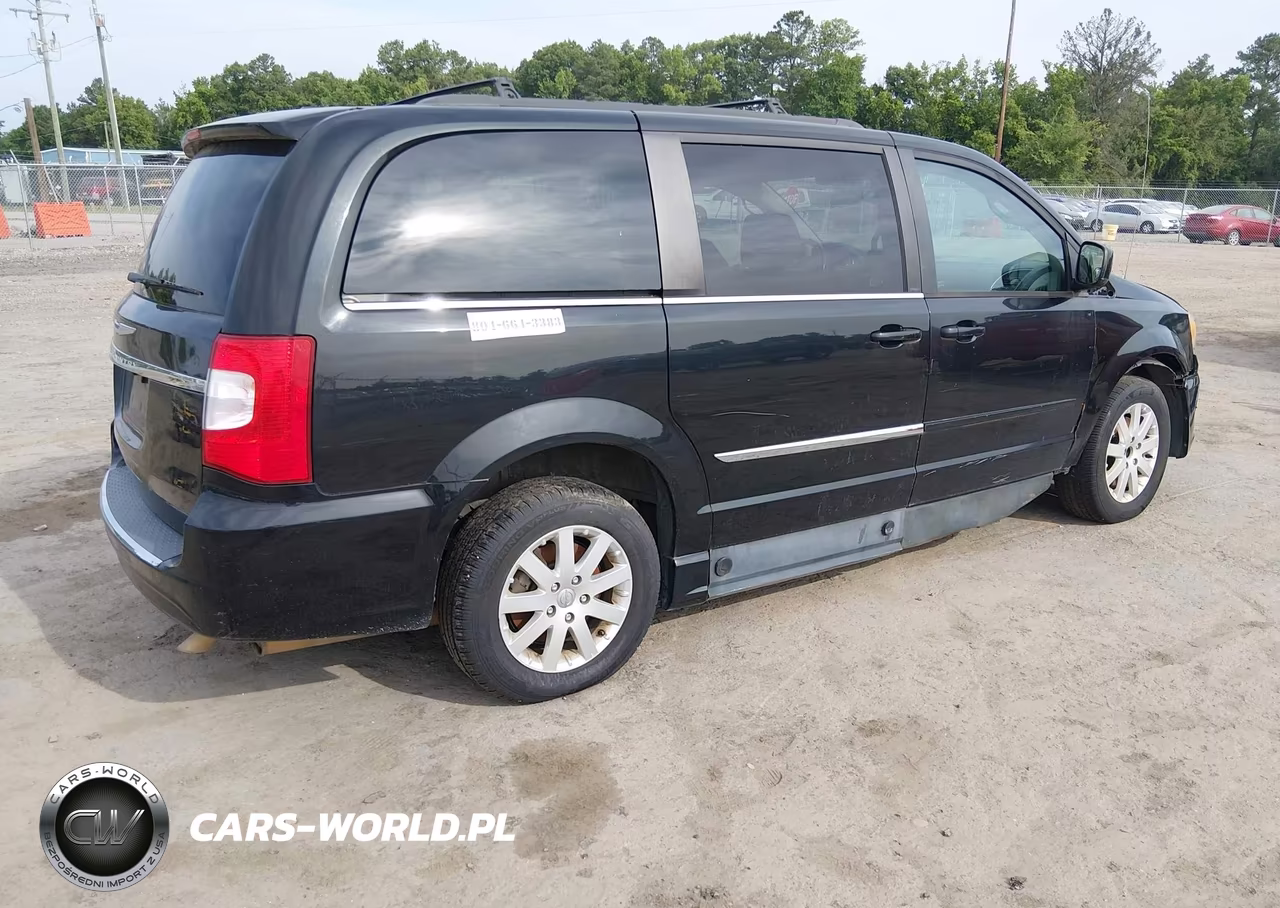 2014 Chrysler Town & Country Touring VIN:2C4RC1BG5ER247848 - 4
