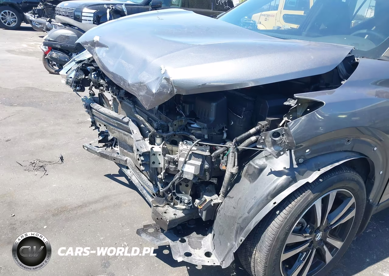 2018 Nissan Kicks Sr VIN:3N1CP5CU2JL504576 - 12