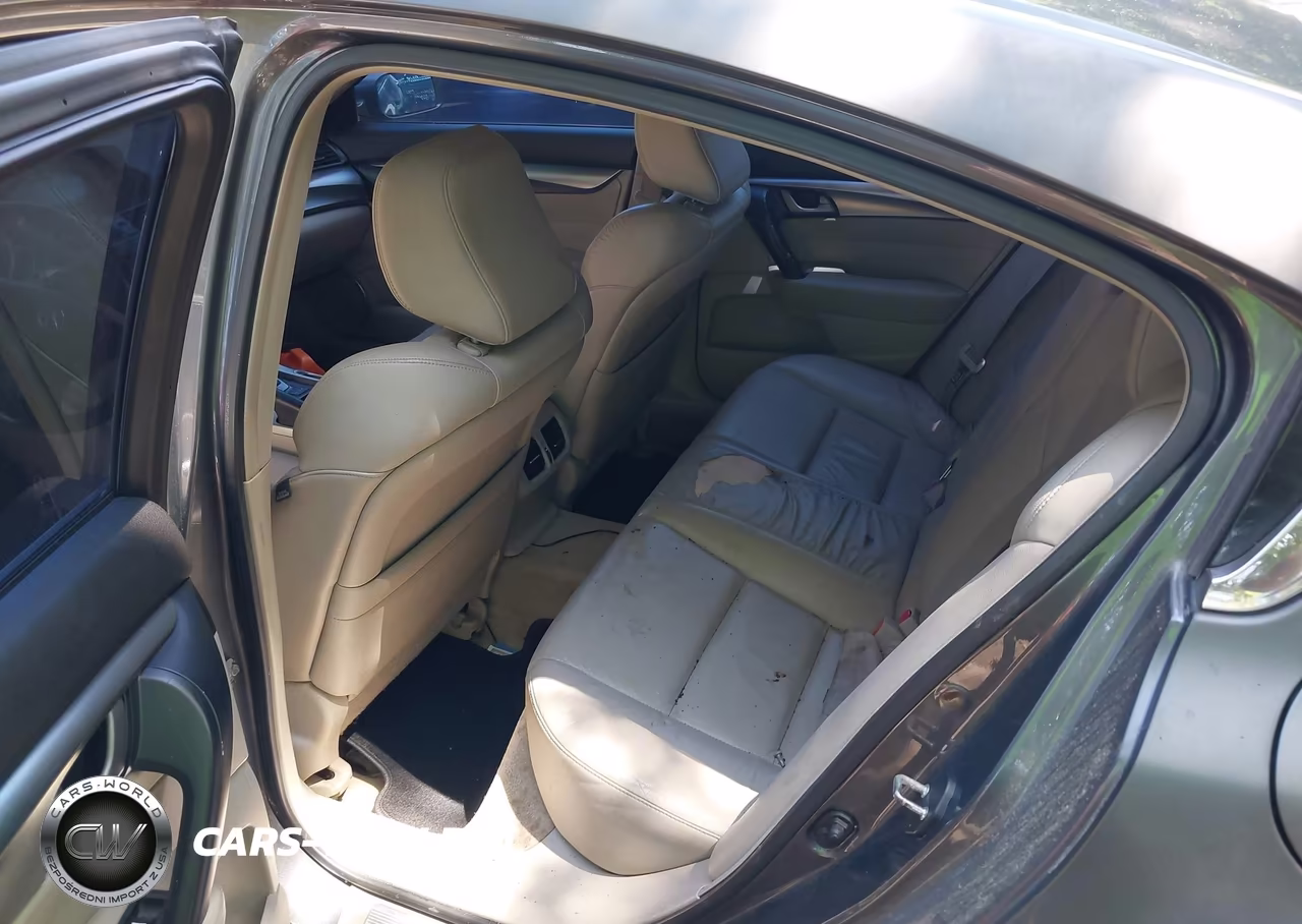 2010 Acura Tl 3.5 VIN:19UUA8F26AA010082 - 8