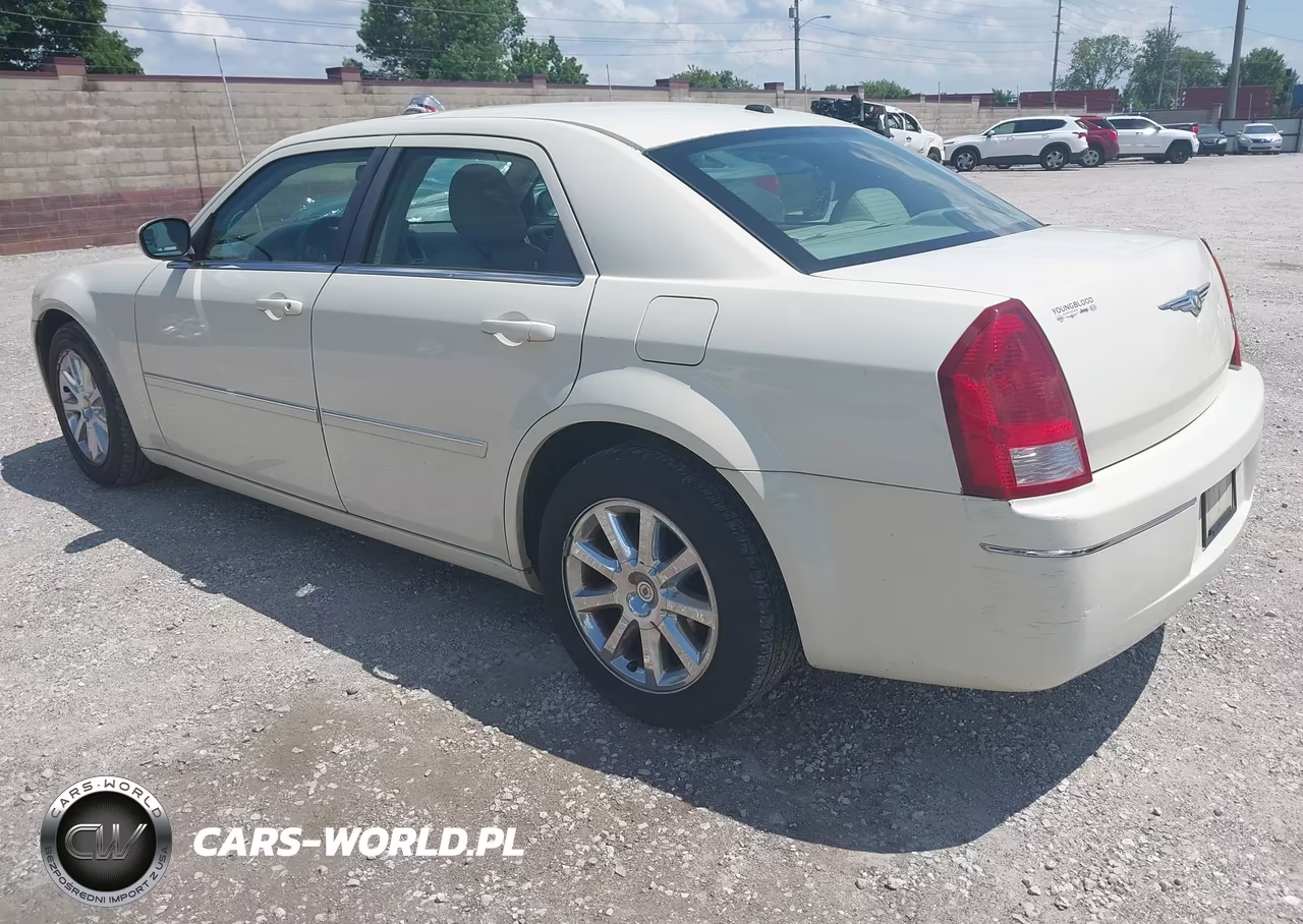 2007 Chrysler 300 Touring VIN:2C3LA53G07H649193 - 3