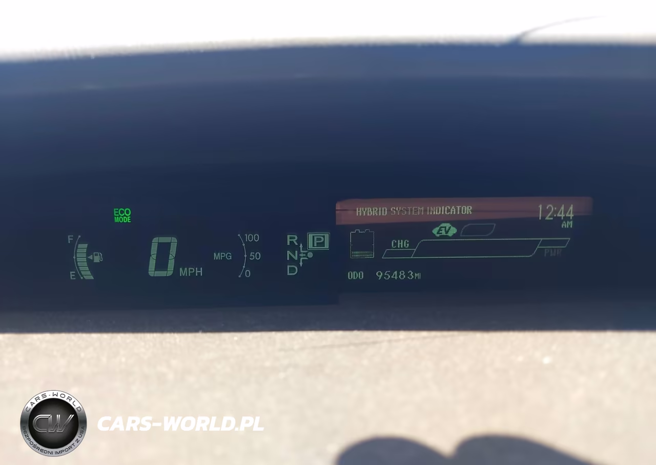 2015 Toyota Prius Two VIN:JTDKN3DU5F0439647 - 7