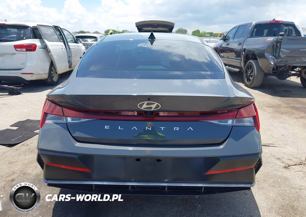 2024 Hyundai Elantra Sel VIN:KMHLS4DG1RU746514 - 16