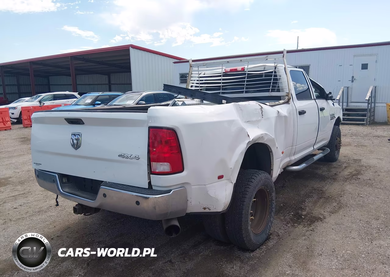 2015 Ram 3500 Tradesman VIN:3C63RRGLXFG519124 - 4
