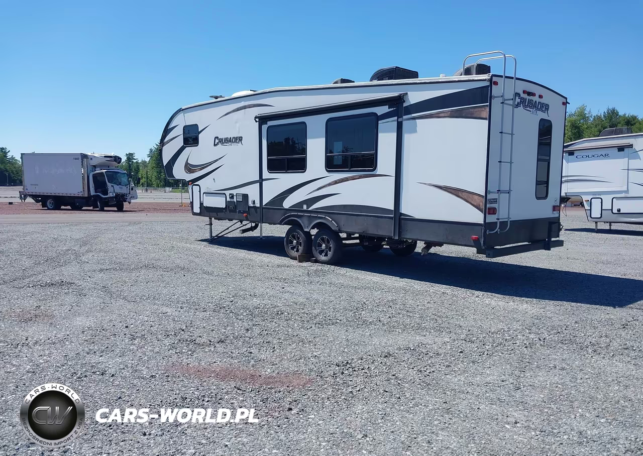 2018 Forest River Other VIN:5ZT3CSVB4JG122586 - 3