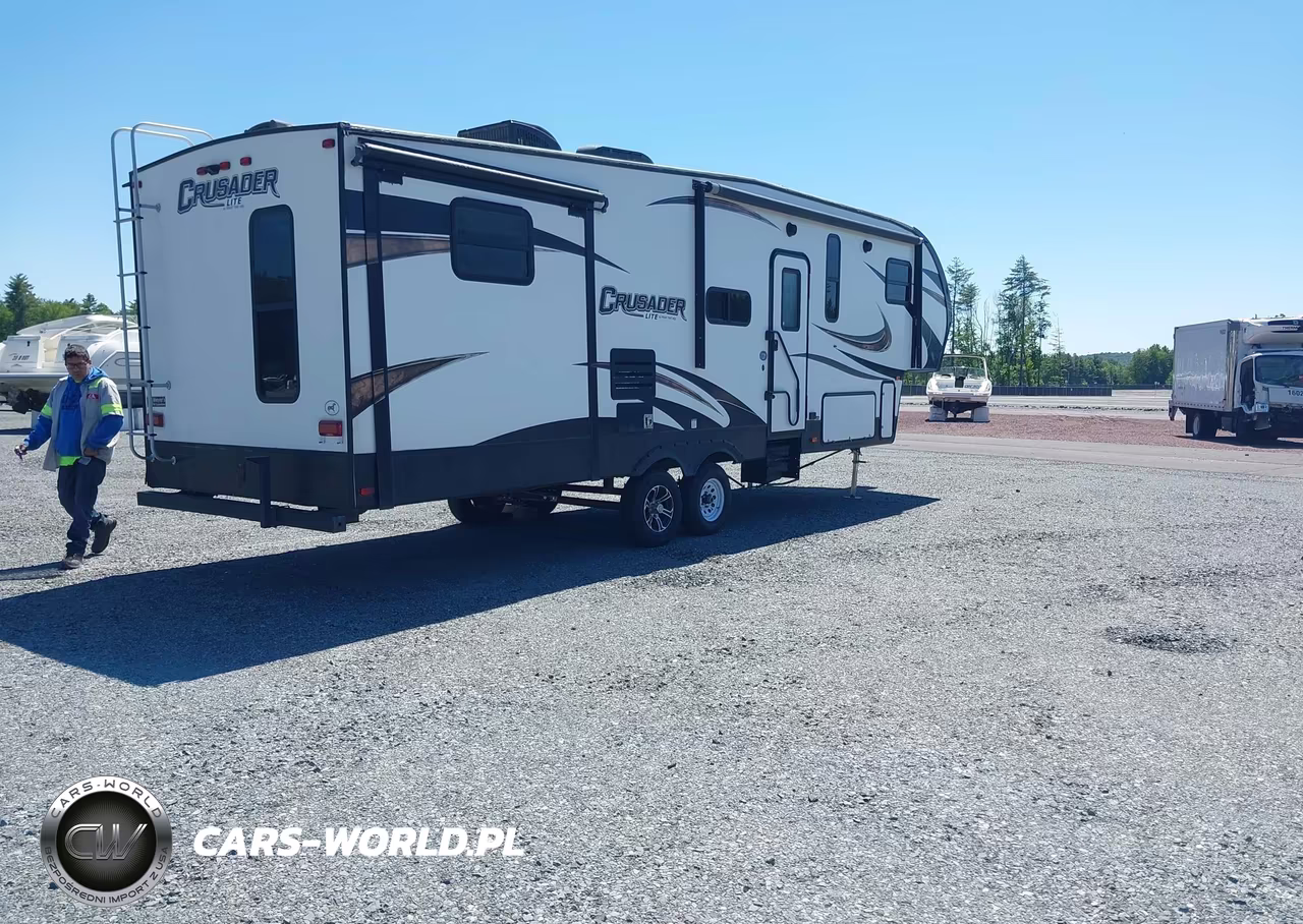 2018 Forest River Other VIN:5ZT3CSVB4JG122586 - 4