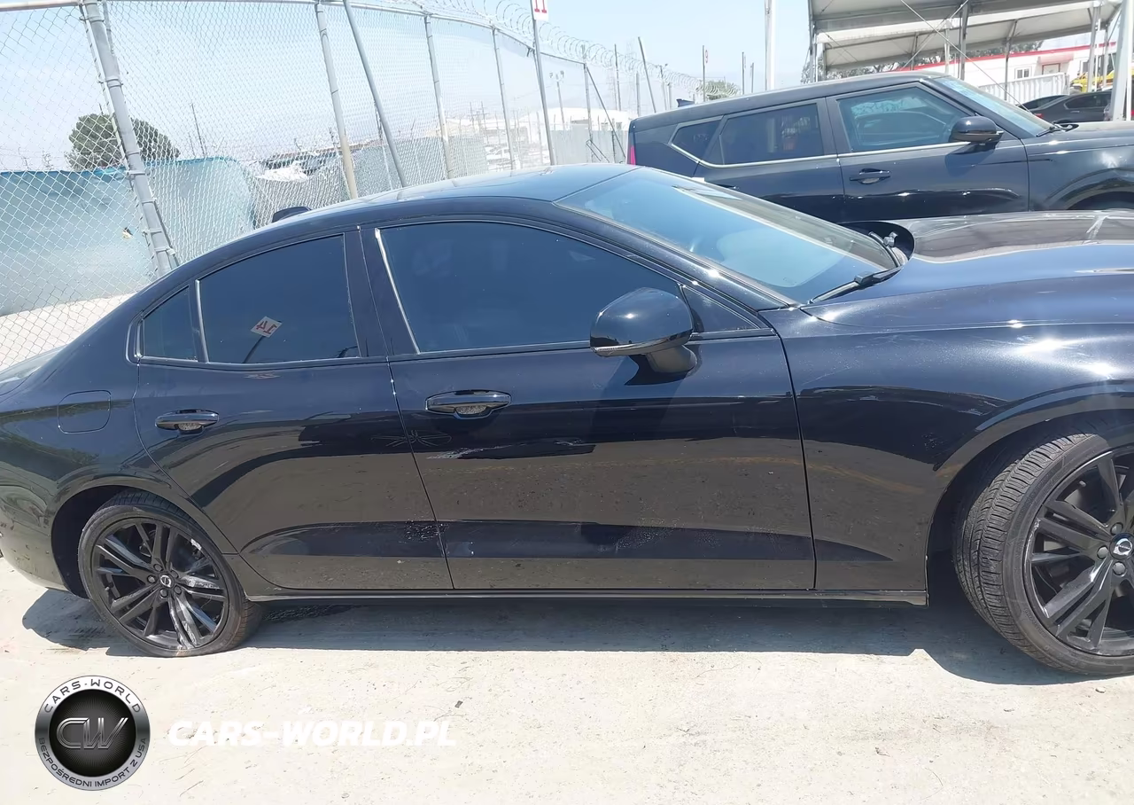 2024 Volvo S60 B5 Plus Black Edition VIN:7JRL12FH6RG282248 - 13