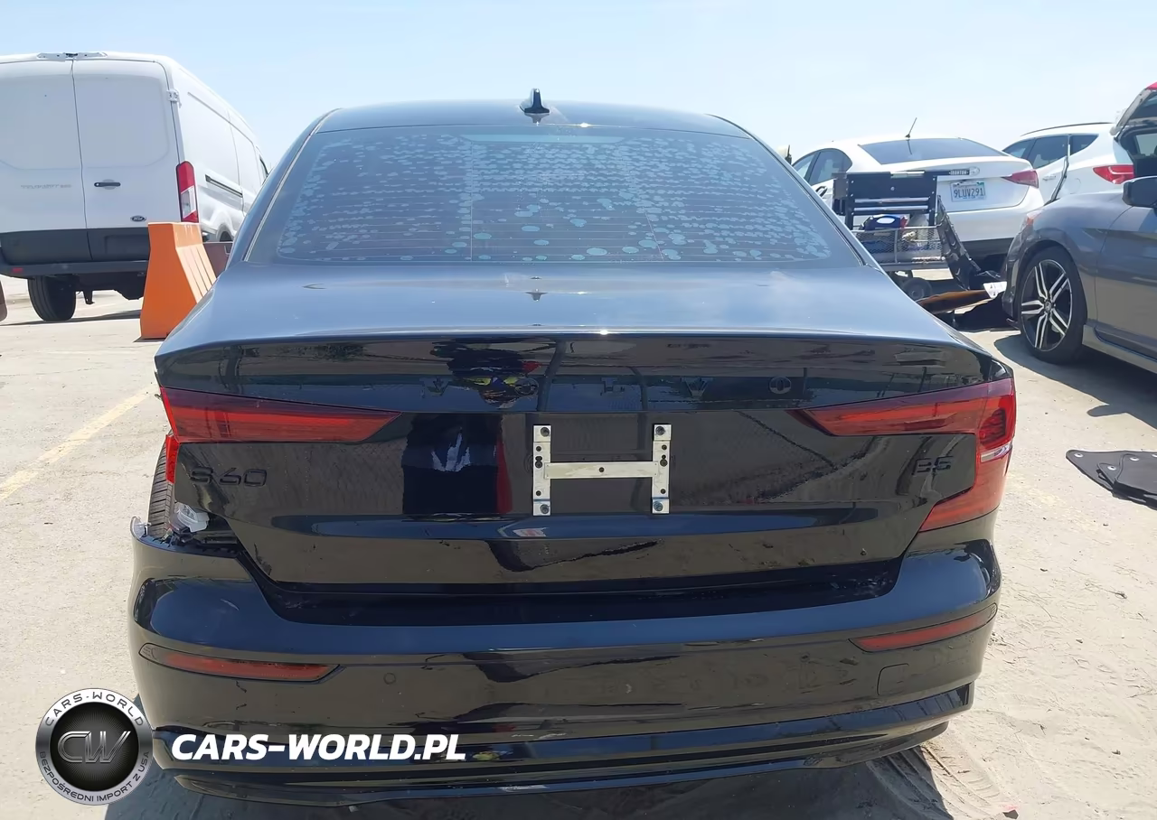 2024 Volvo S60 B5 Plus Black Edition VIN:7JRL12FH6RG282248 - 16
