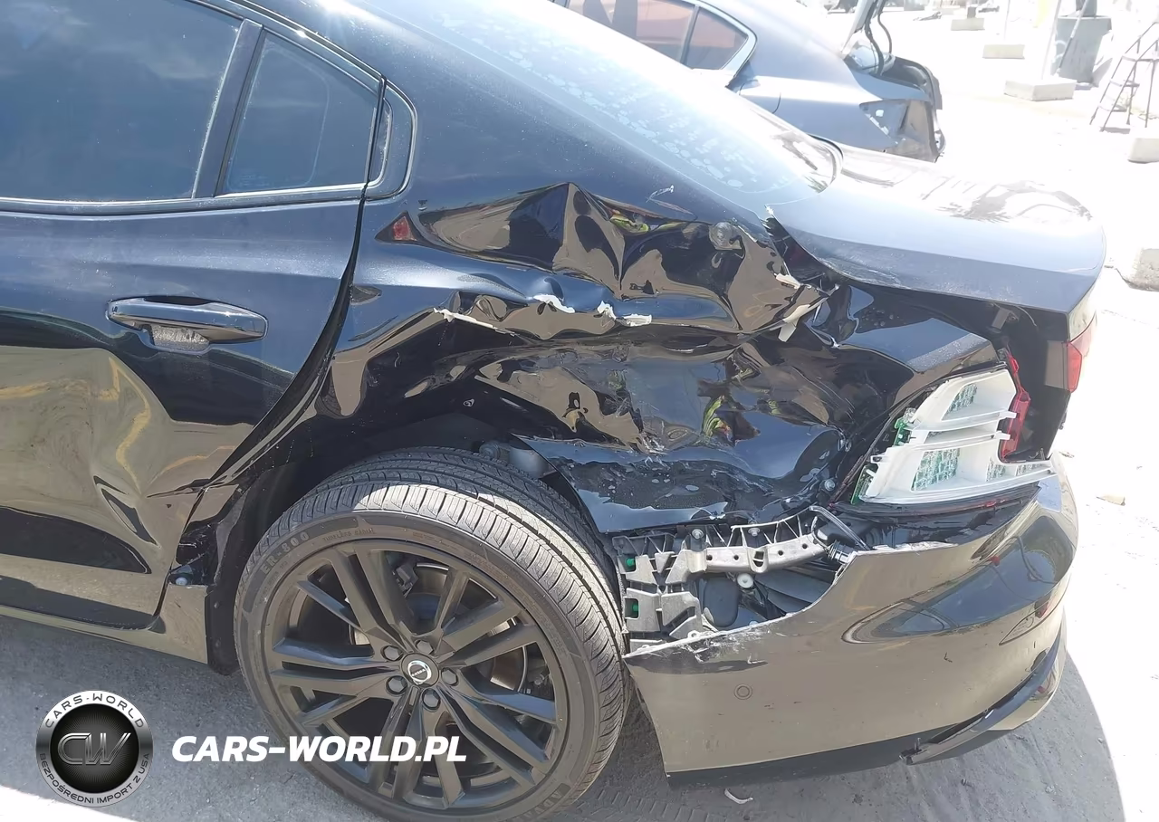 2024 Volvo S60 B5 Plus Black Edition VIN:7JRL12FH6RG282248 - 6