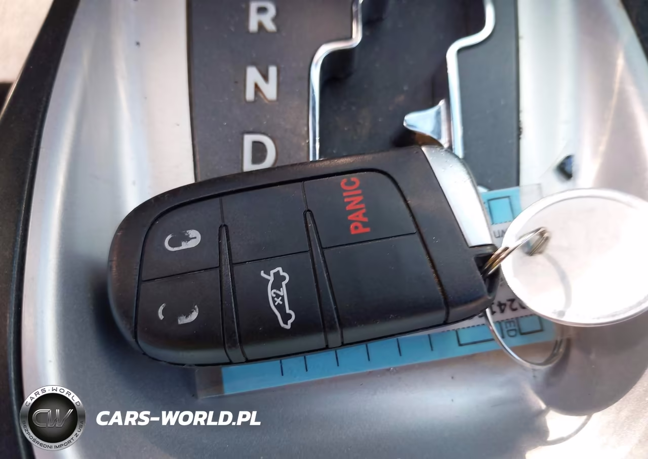 2018 Dodge Journey Se VIN:3C4PDCAB8JT446681 - 11