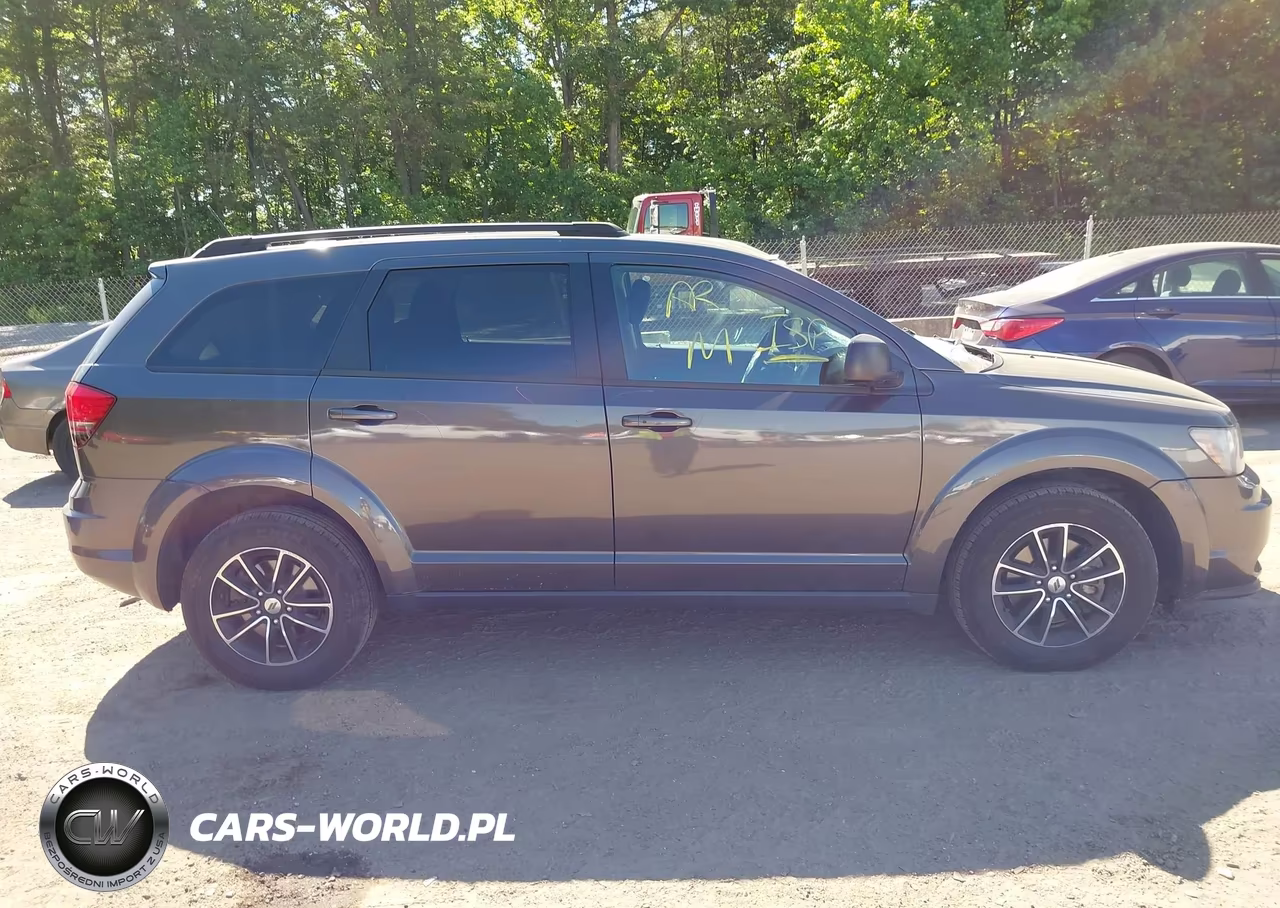 2018 Dodge Journey Se VIN:3C4PDCAB8JT446681 - 13