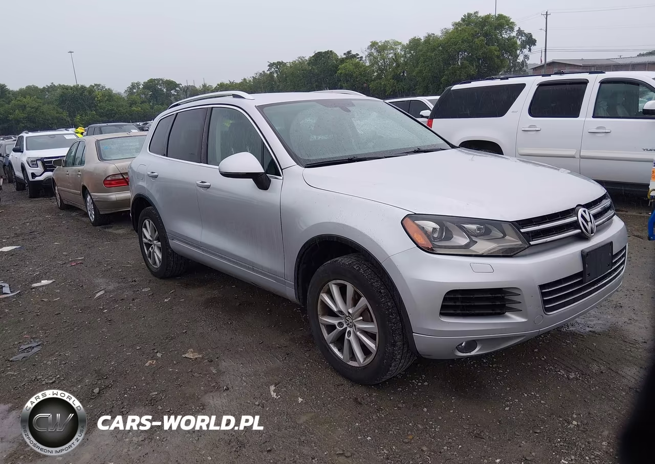 2014 Volkswagen Touareg 3.6L Sport
