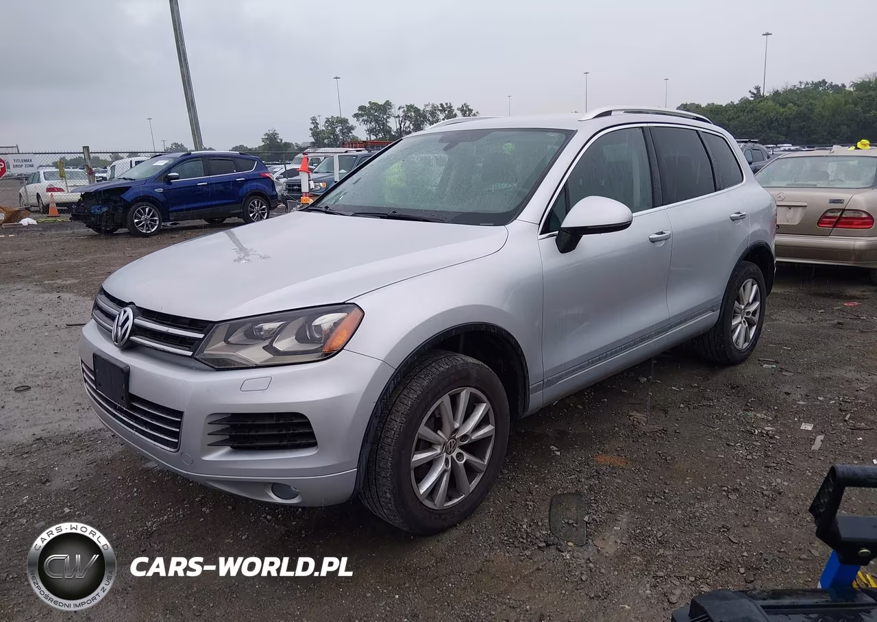 2014 Volkswagen Touareg 3.6L Sport VIN:WVGEF9BP3ED013761 - 2