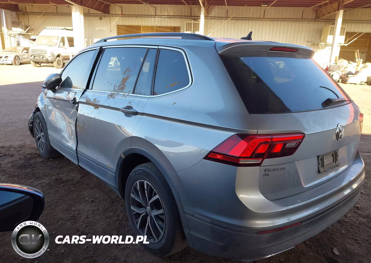 2019 Volkswagen Tiguan 2.0T Se-2.0T Sel-2.0T Sel R-Line-2.0T Sel R-Line Black VIN:3VV3B7AX1KM136568 - 3