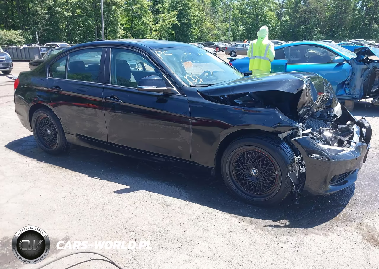 2015 BMW 320I xDrive – zdjęcie 1 z 16