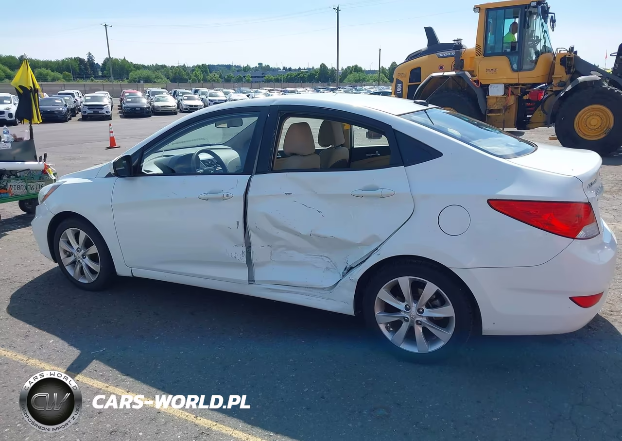 2012 Hyundai Accent Gls VIN:KMHCU4AE6CU064491 - 6