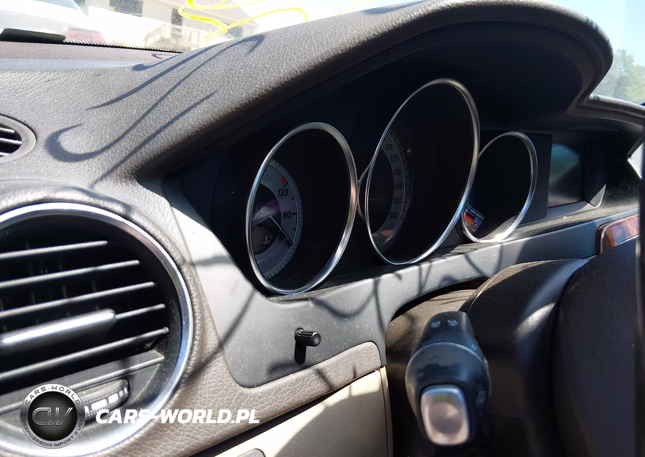 2014 Mercedes-Benz C 300 Sport 4Matic VIN:WDDGF8AB7ER319092 - 7