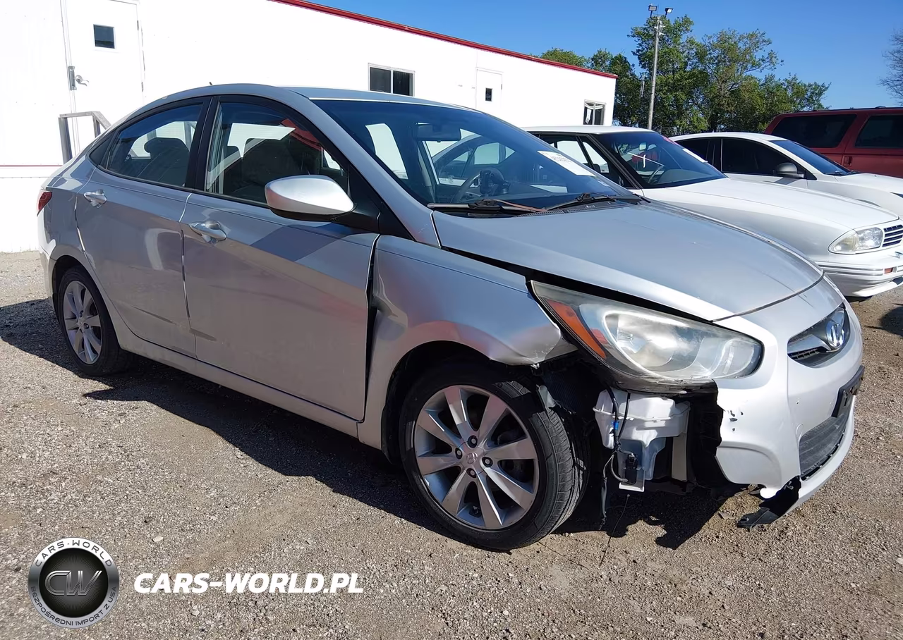 2012 Hyundai Accent Gls VIN:KMHCU4AE2CU137579 - 6