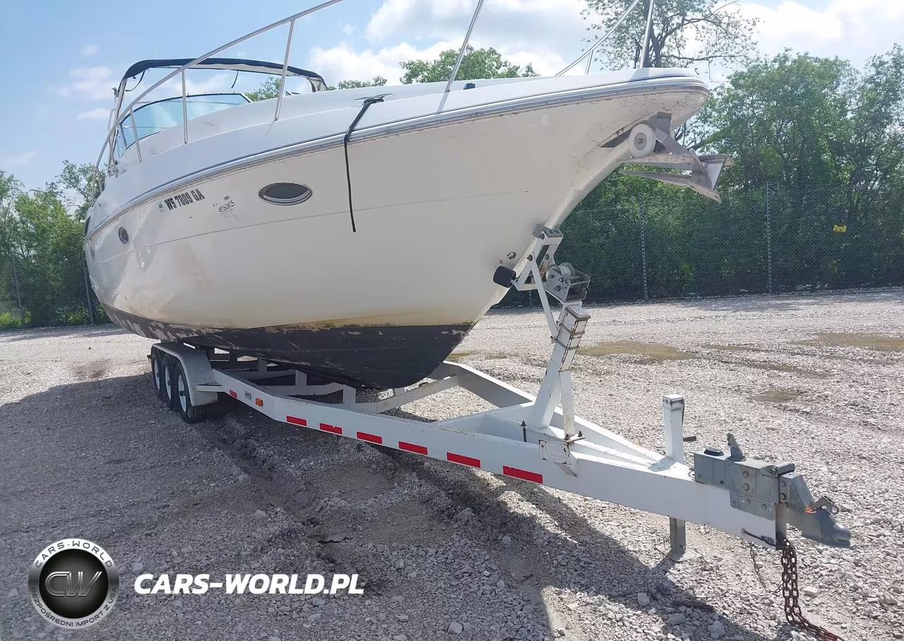 2001 Cruisers Yachts 3470 Boat And Trailer