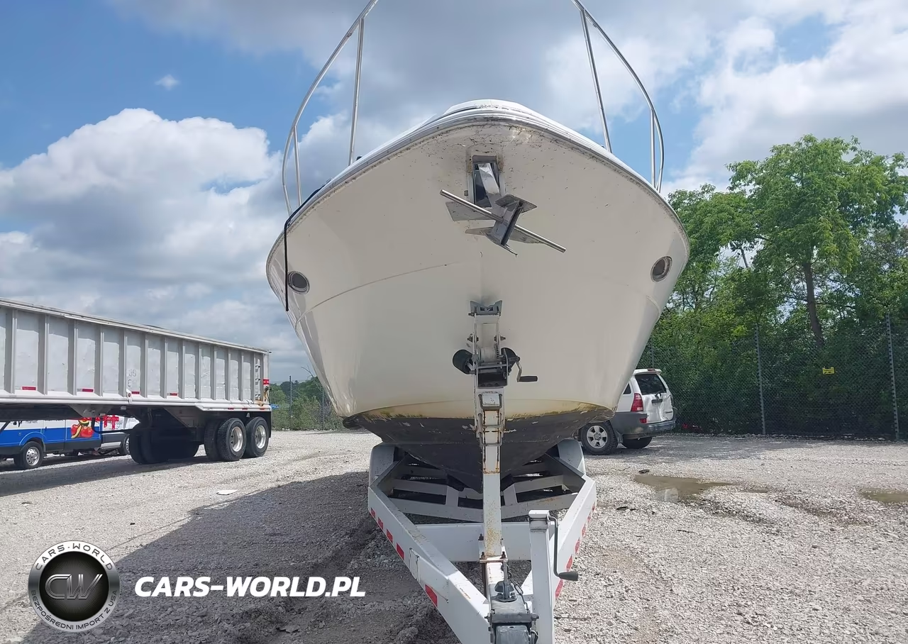 2001 Cruisers Yachts 3470 Boat And Trailer VIN:CRSGDA95D101 - 6
