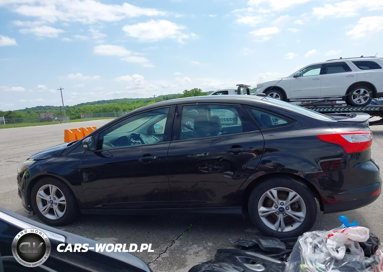 2012 Ford Focus Se VIN:1FAHP3F23CL475417 - 15