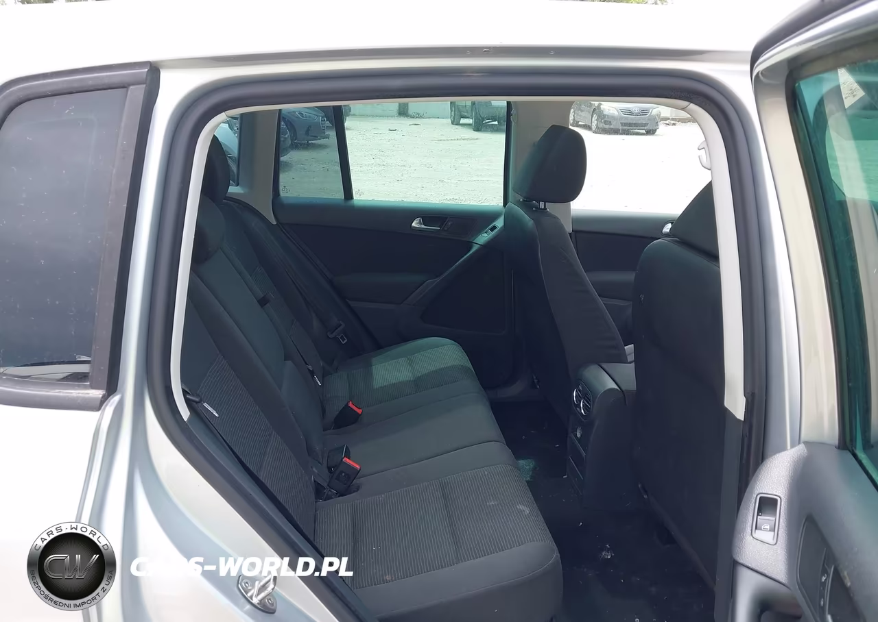 2013 Volkswagen Tiguan S VIN:WVGBV7AX9DW508593 - 8